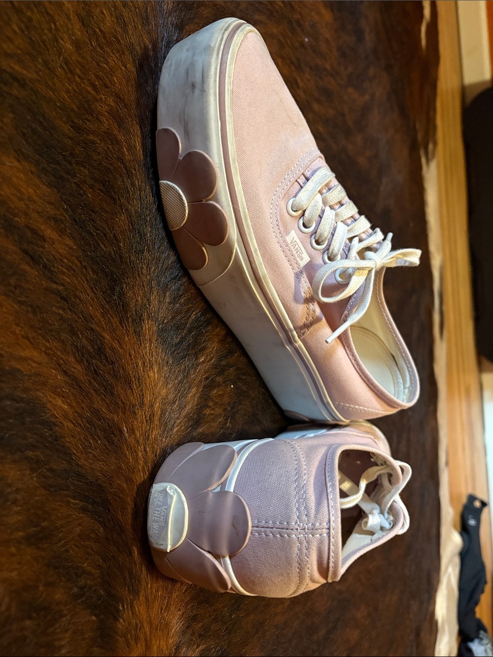 Women’s Low-Top Platform Vans Sneakers